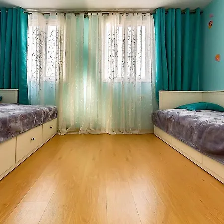 Calle Helsinki Apartman *